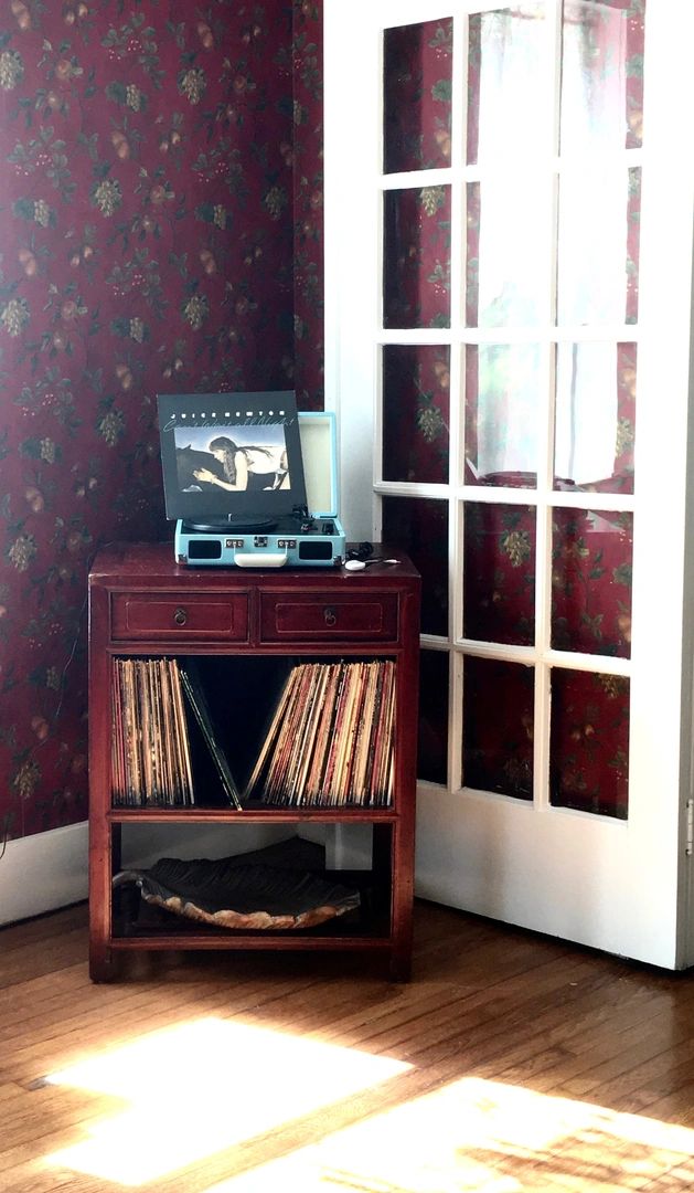 Vintage room with record player